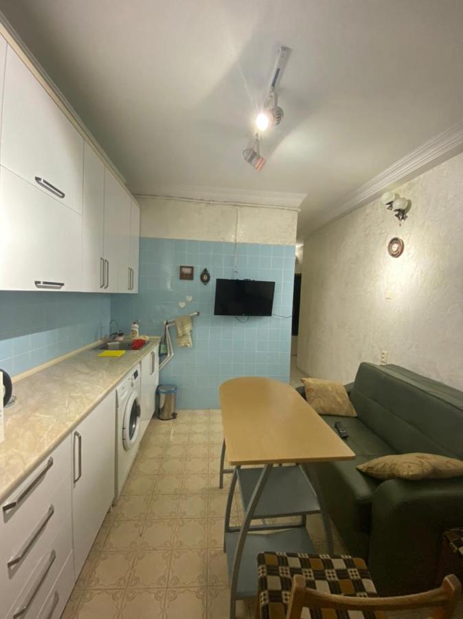 Apartment Ge Zvezda Batumi Exterior photo